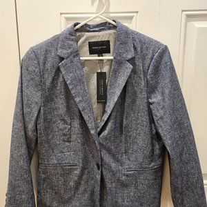 NWT BANANA REPUBLIC demin blazer.  NEVER WORN!  Perfect condition!